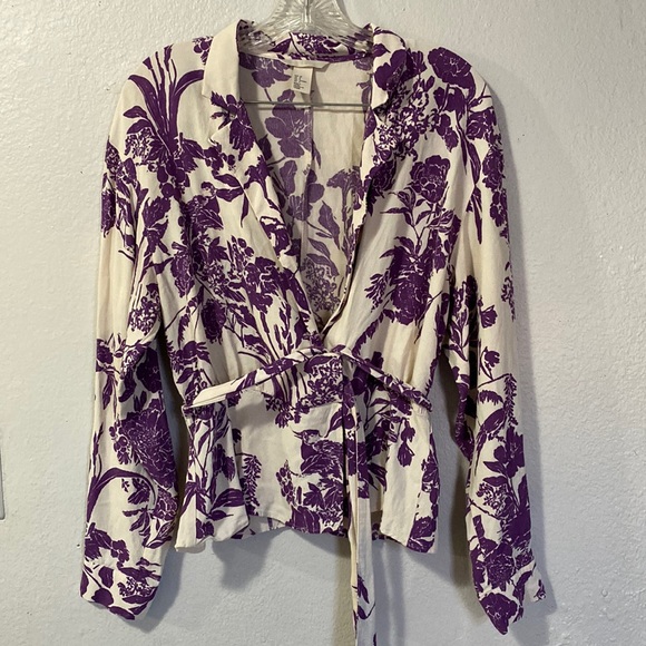 H&M blouse long sleeve size 8 color white and purple - Picture 2 of 7